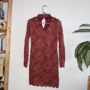Rust Lace Dress 💃